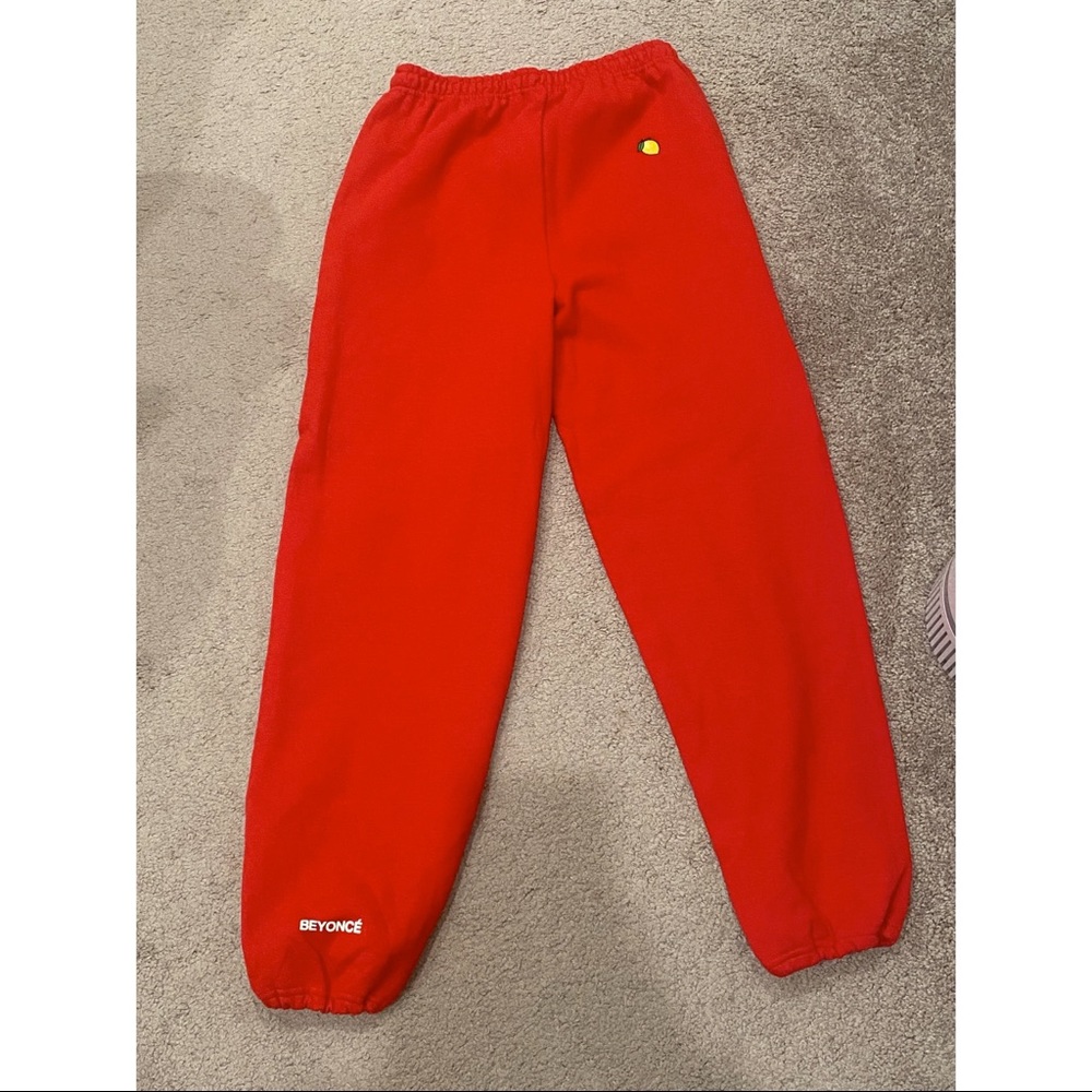 BEYONCÉ BOY BYE RED SWEATPANTS🍋